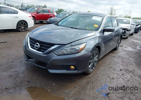 2018 Nissan Altima 2.5 Sr z USA, uszkodzony, nr VIN 1N4AL3AP7JC239964